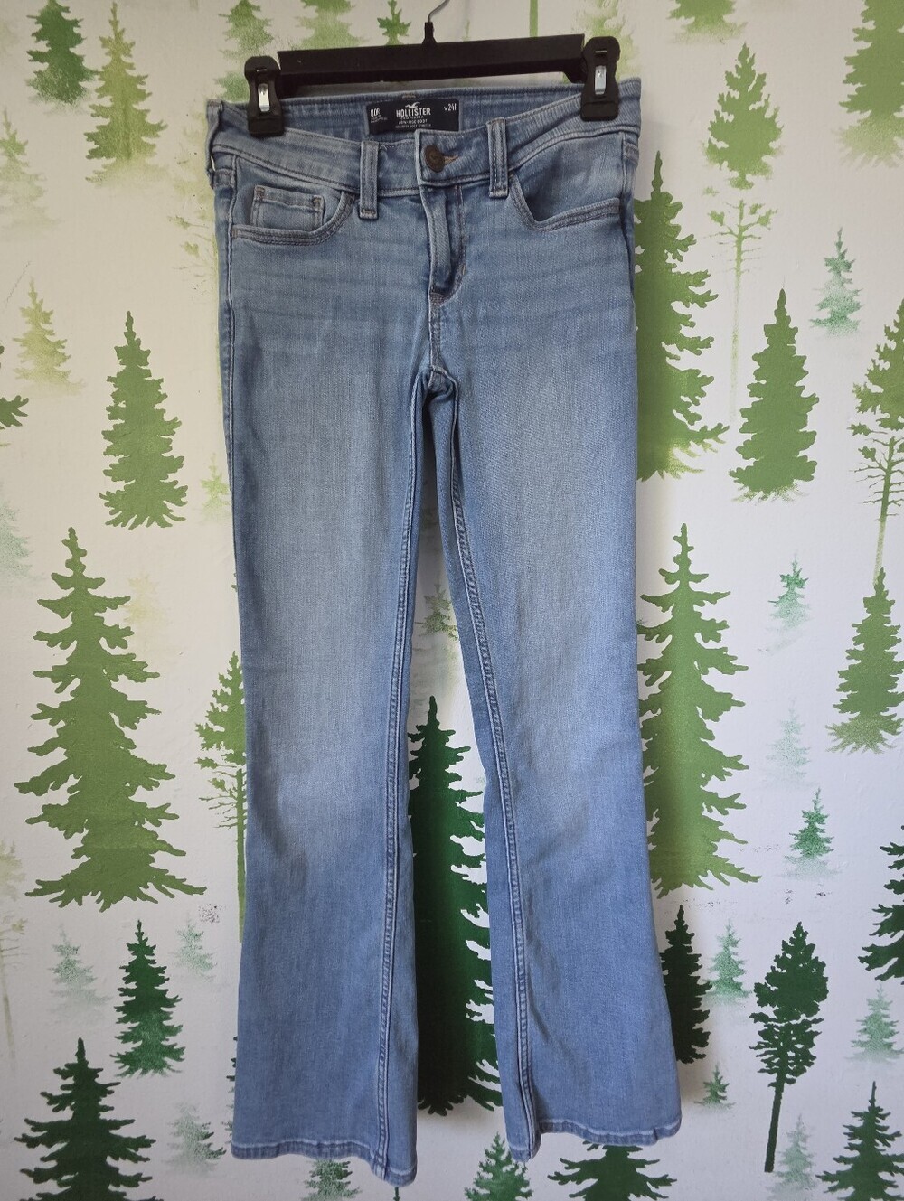 Hollister Women's Low Rise Boot Cut Jeans